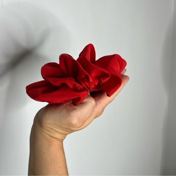 Vintage Ruffle Red Spring Hair Clip 80’s 90’s - Picture 4 of 5